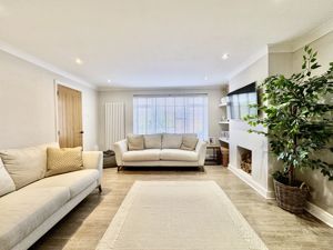 Photo 10- click for photo gallery